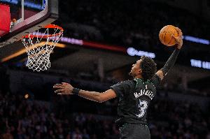 队记：麦克丹尼尔斯无需手术 他的康复计划是为了赶得上季后赛